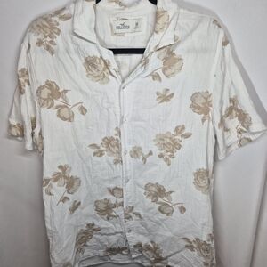 Hollister Men's White and Tan Floral Shirt